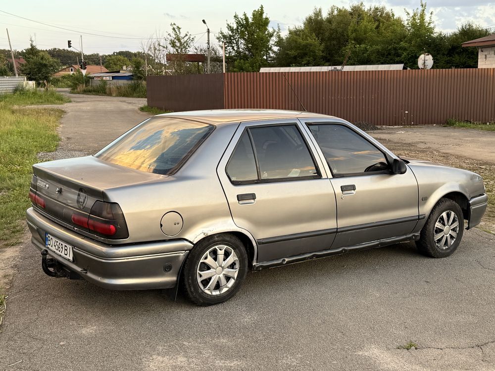 Продам авто Renault 1.4газ/бенз
