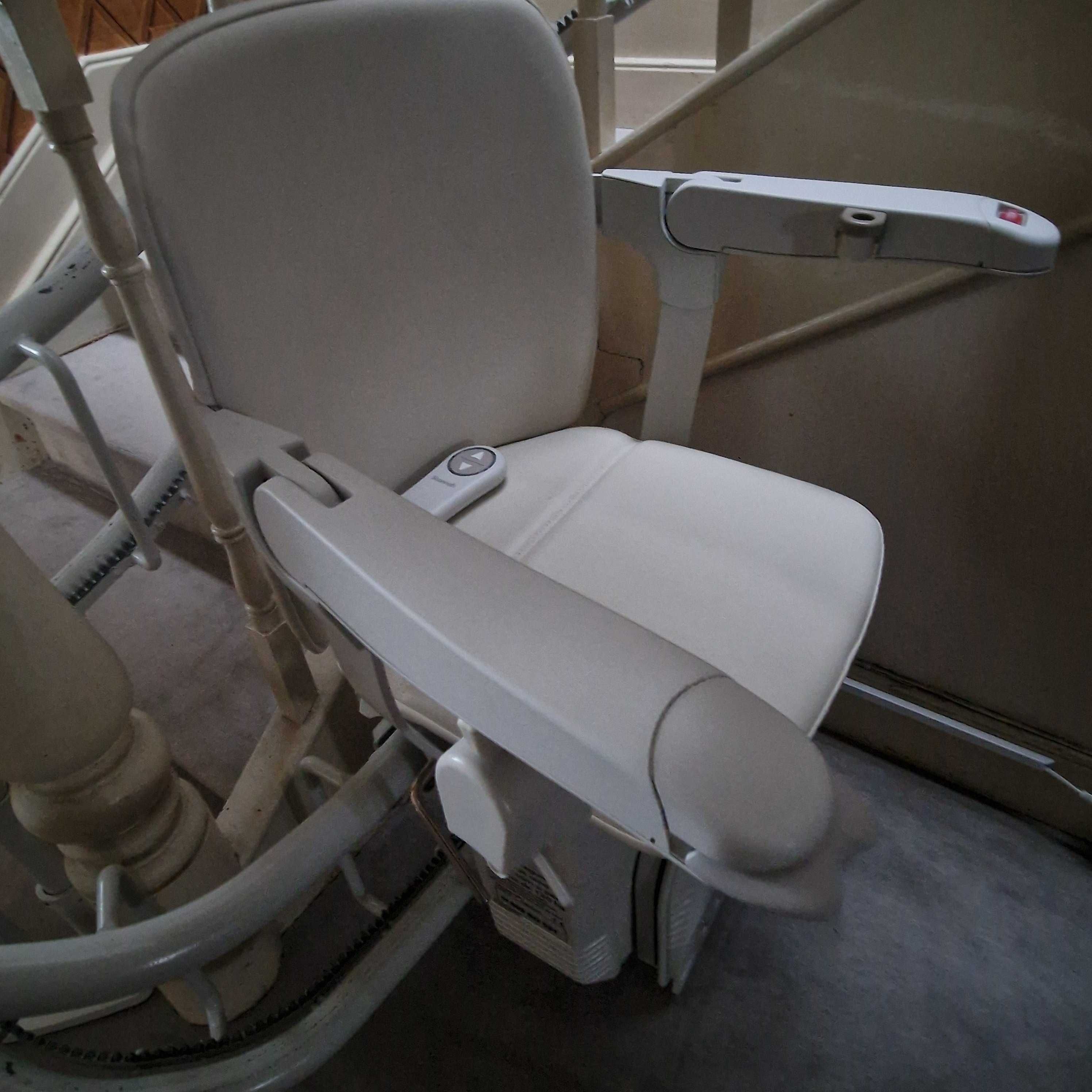 Cadeira Stannah eléctrica