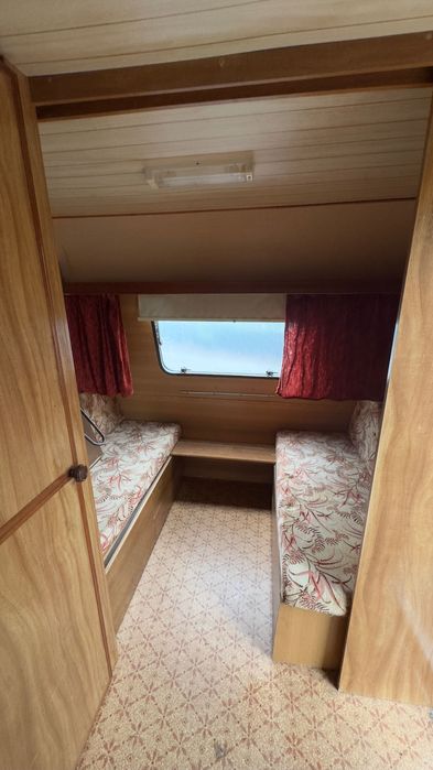 Caravana vintage em ótimo estado