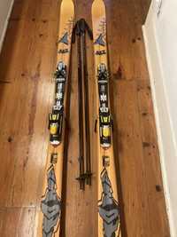 Skis Atomic + batons