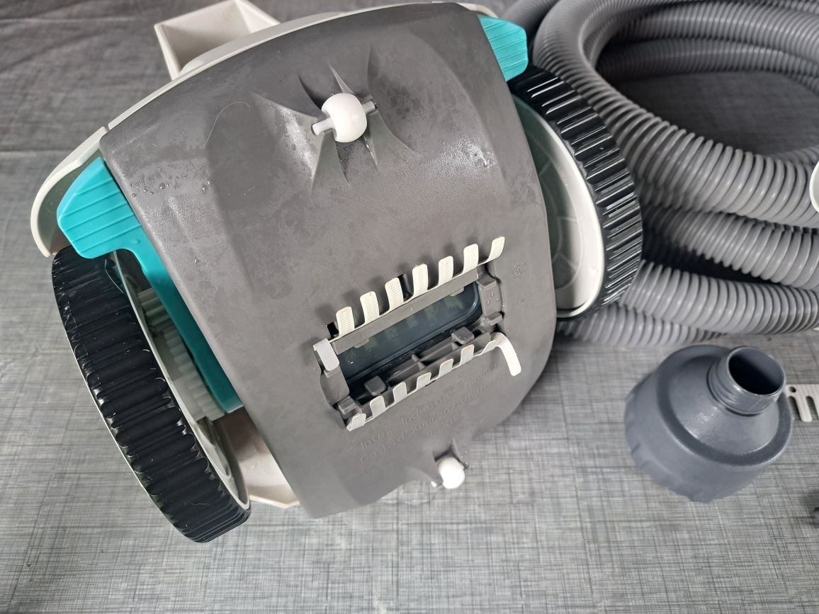 Odkurzacz basenu intex zx50 jak nowy
