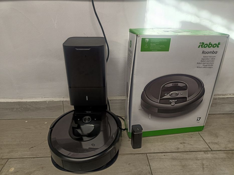 iRobot Roomba i7 plus stacja clean base odkurzacz robot sprzątający