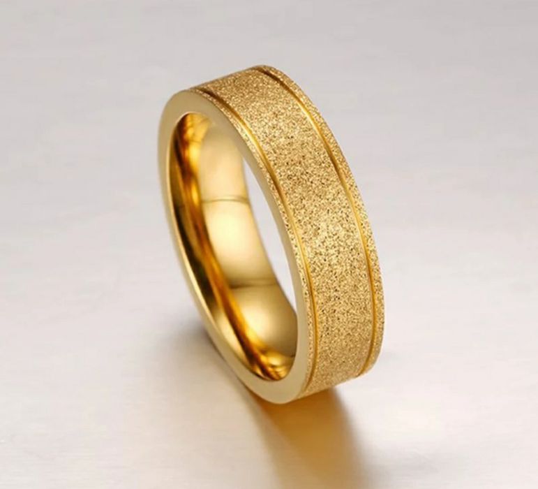 Aliança namoro - compromisso - casamento em ouro laminado 18K