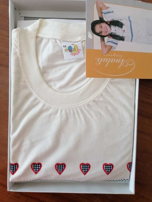 Pijama de Criança Tamanho: 14 anos