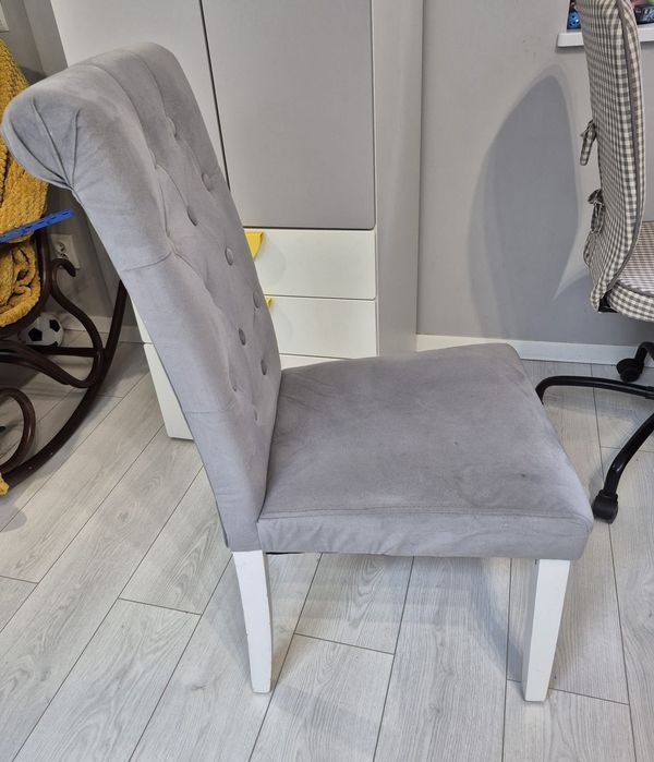 Krzesła do salonu jadalni glamour