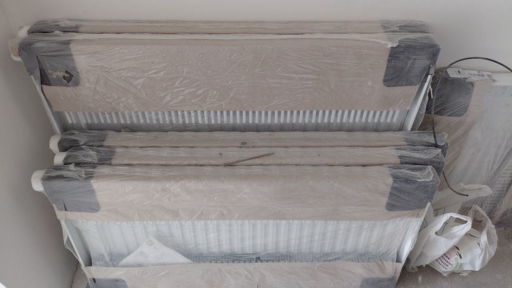 Sprzedam grzeniki panelowe 4 sztuki.