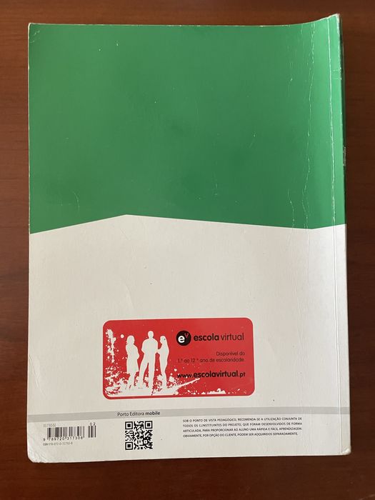 Diálogos - Português 8• Ano