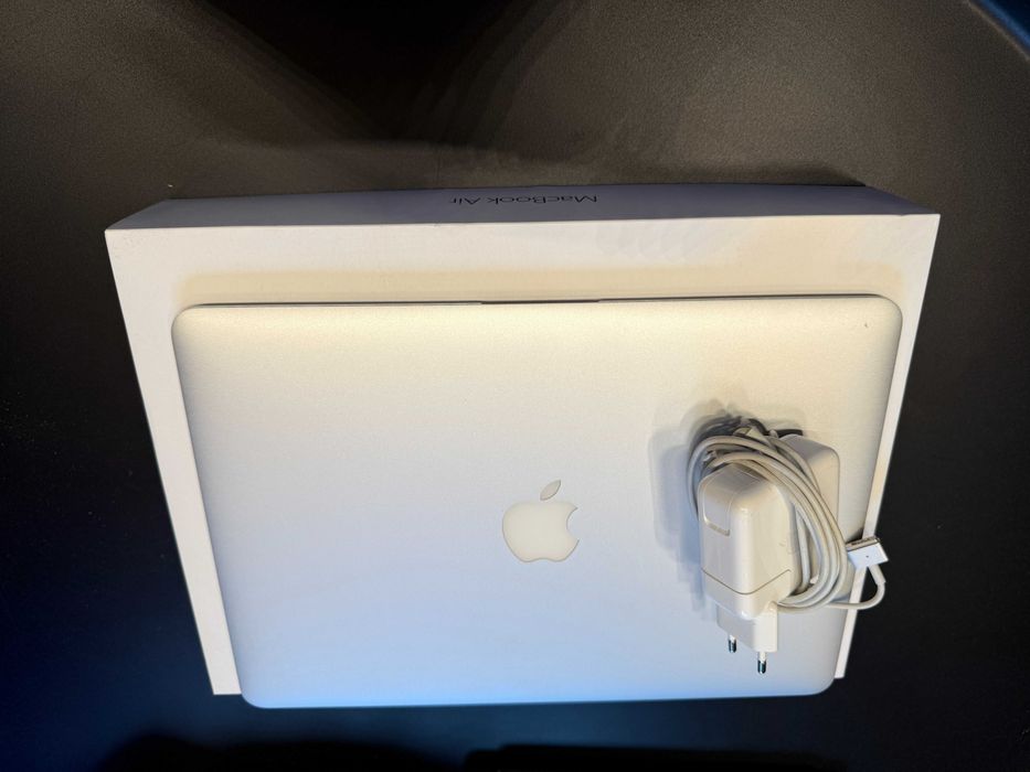 Apple MacBook Air 13,3 cala