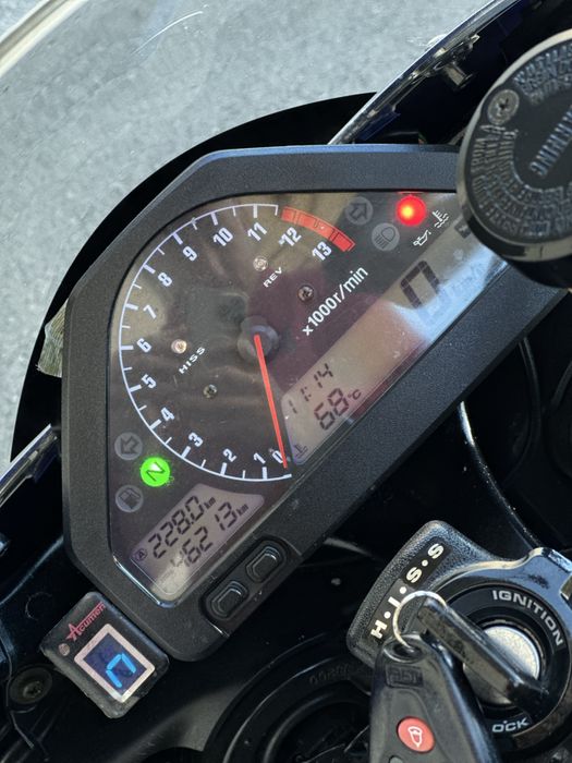 Honda CBR1000RR - Com Extras!