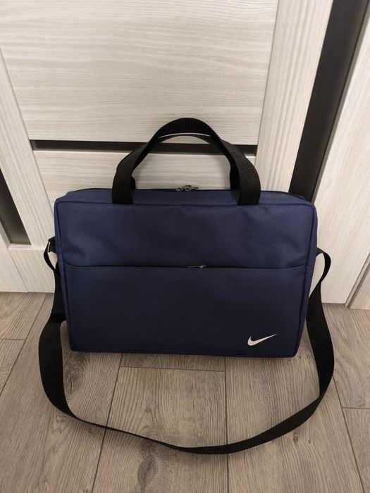 Сумка 15,6",17,3",18" для ноутбука пом'якшена Nike