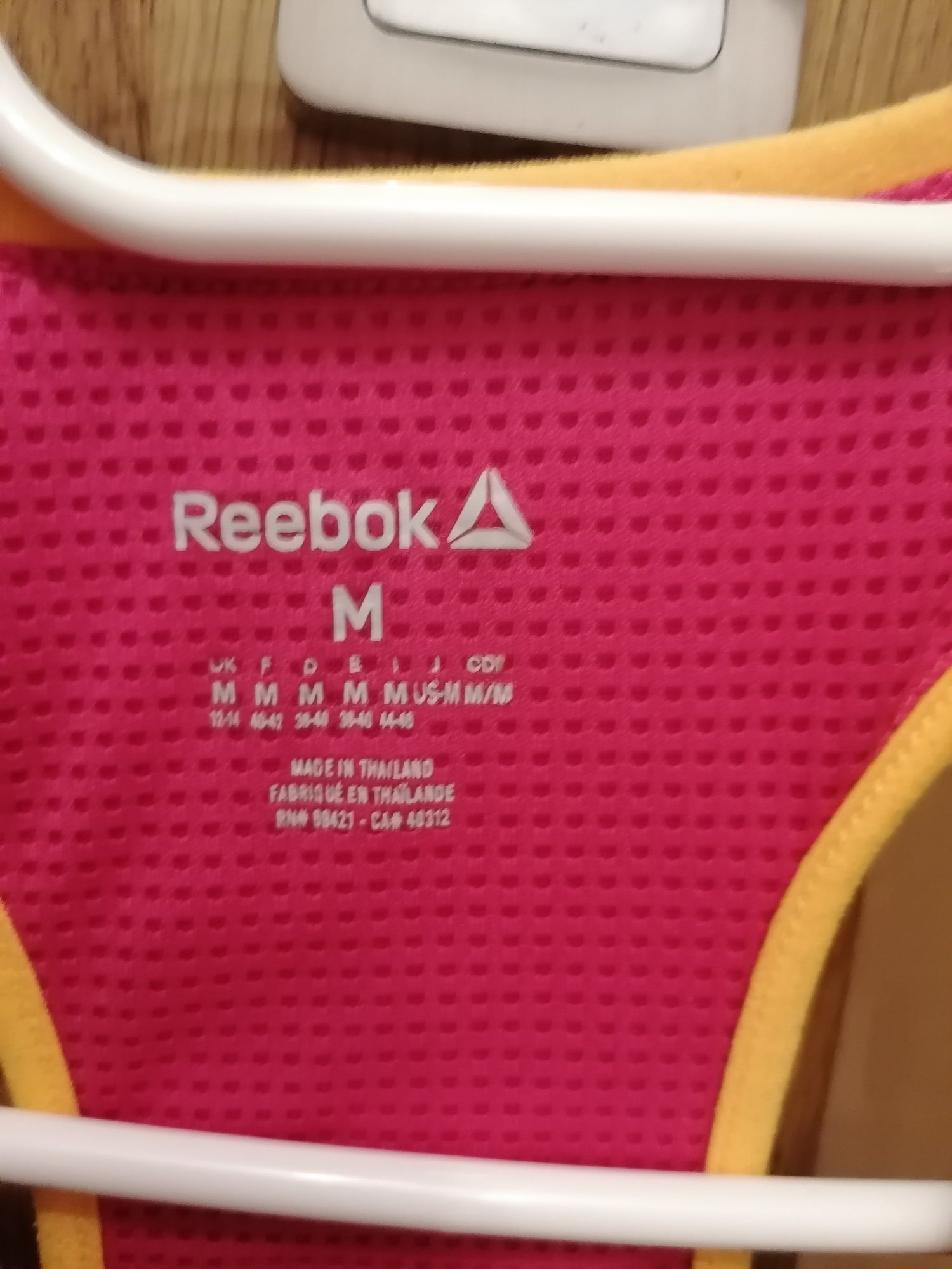 Reebok top na siłownię rozmiar m