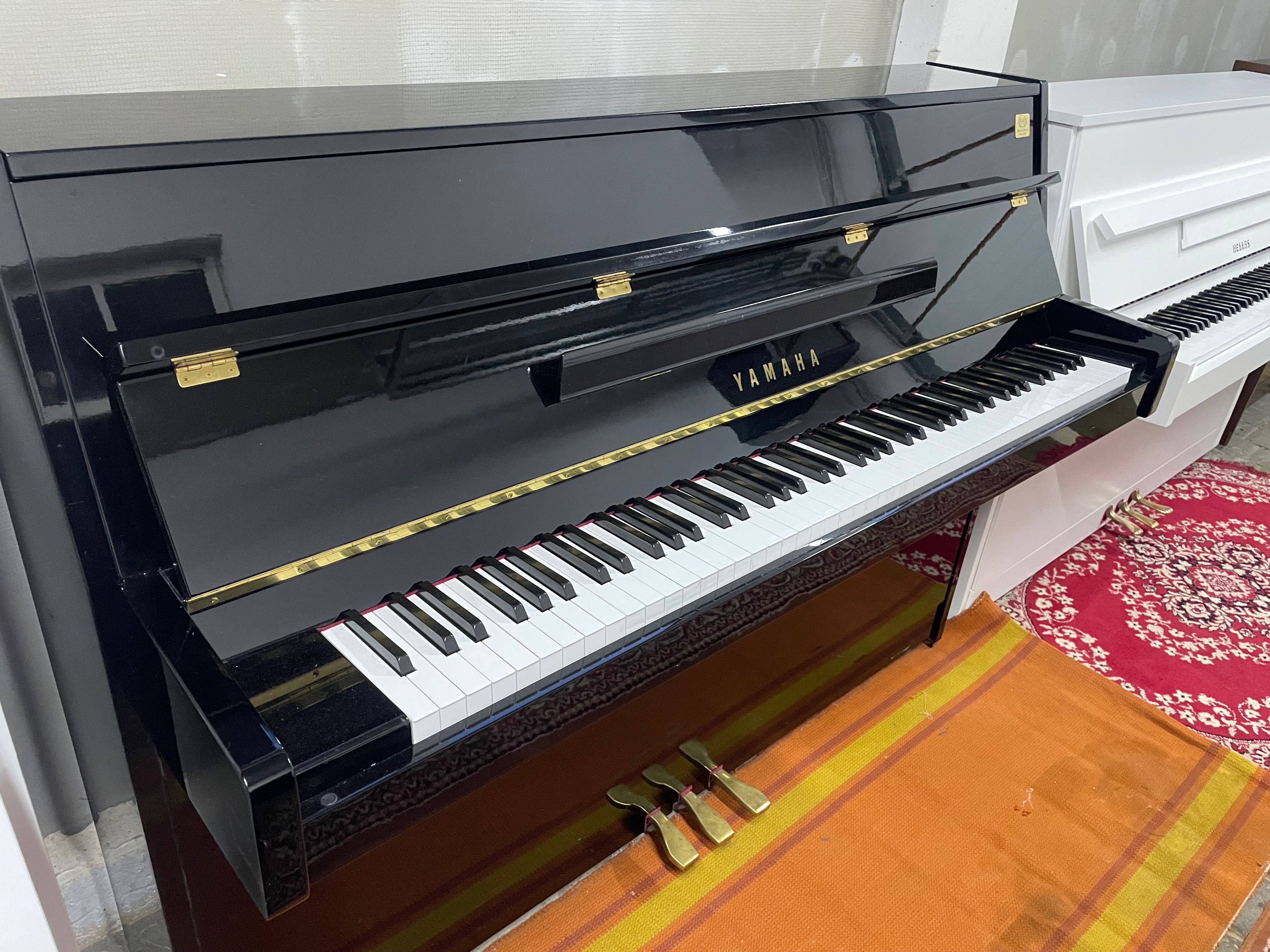 Piękna Yamaha pianino akustyczne czarny połysk gwarancja transport
