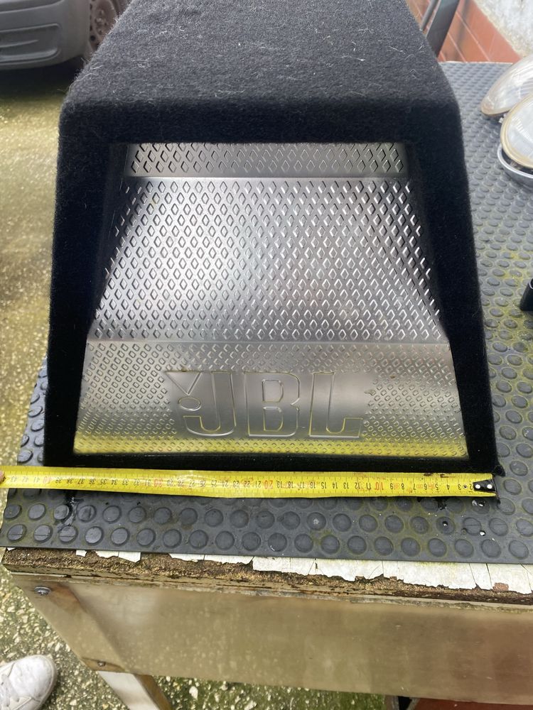 Caixa subwoofer JBL