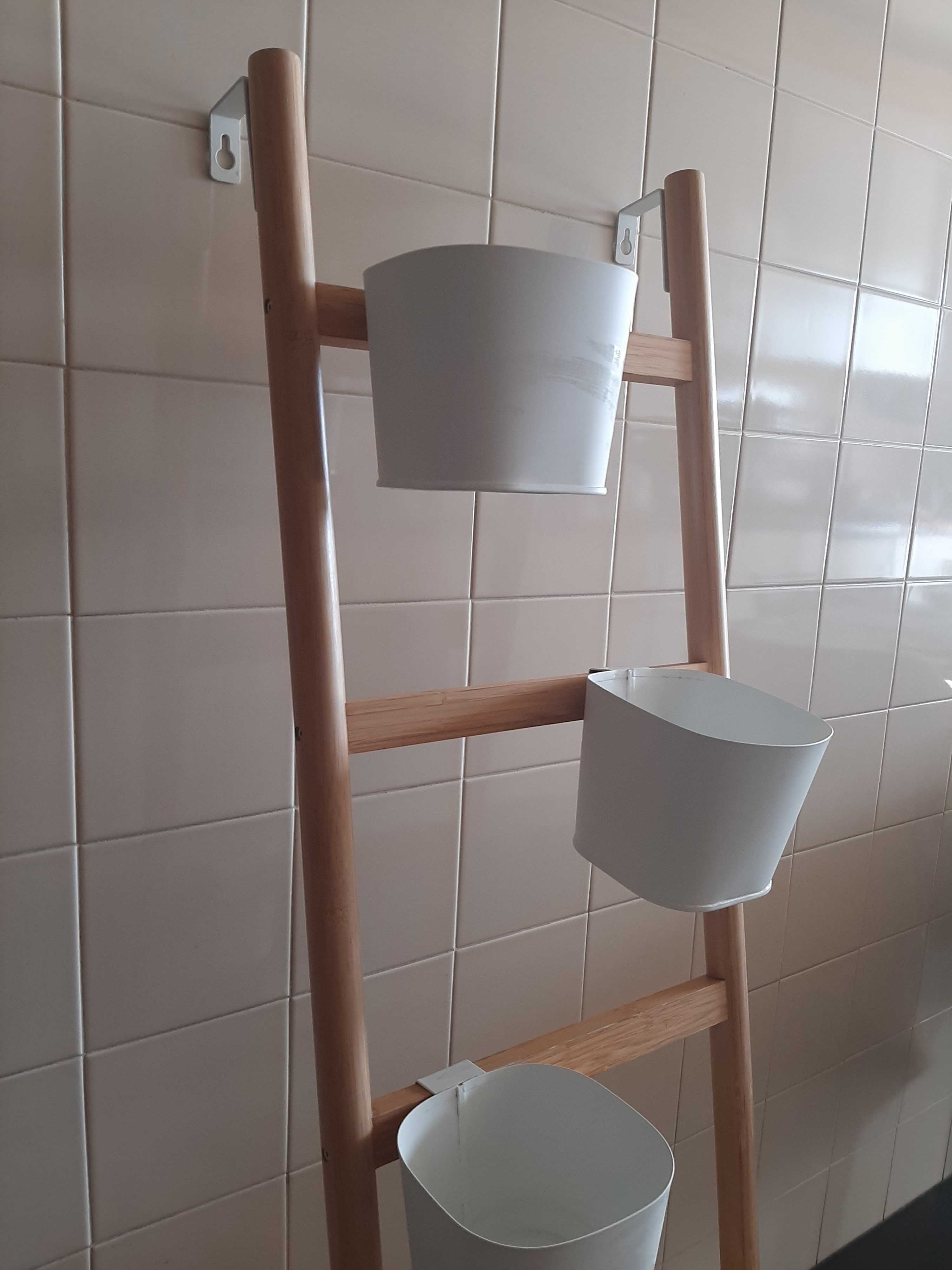 Floreira IKEA com 5 vasos bambu/branco