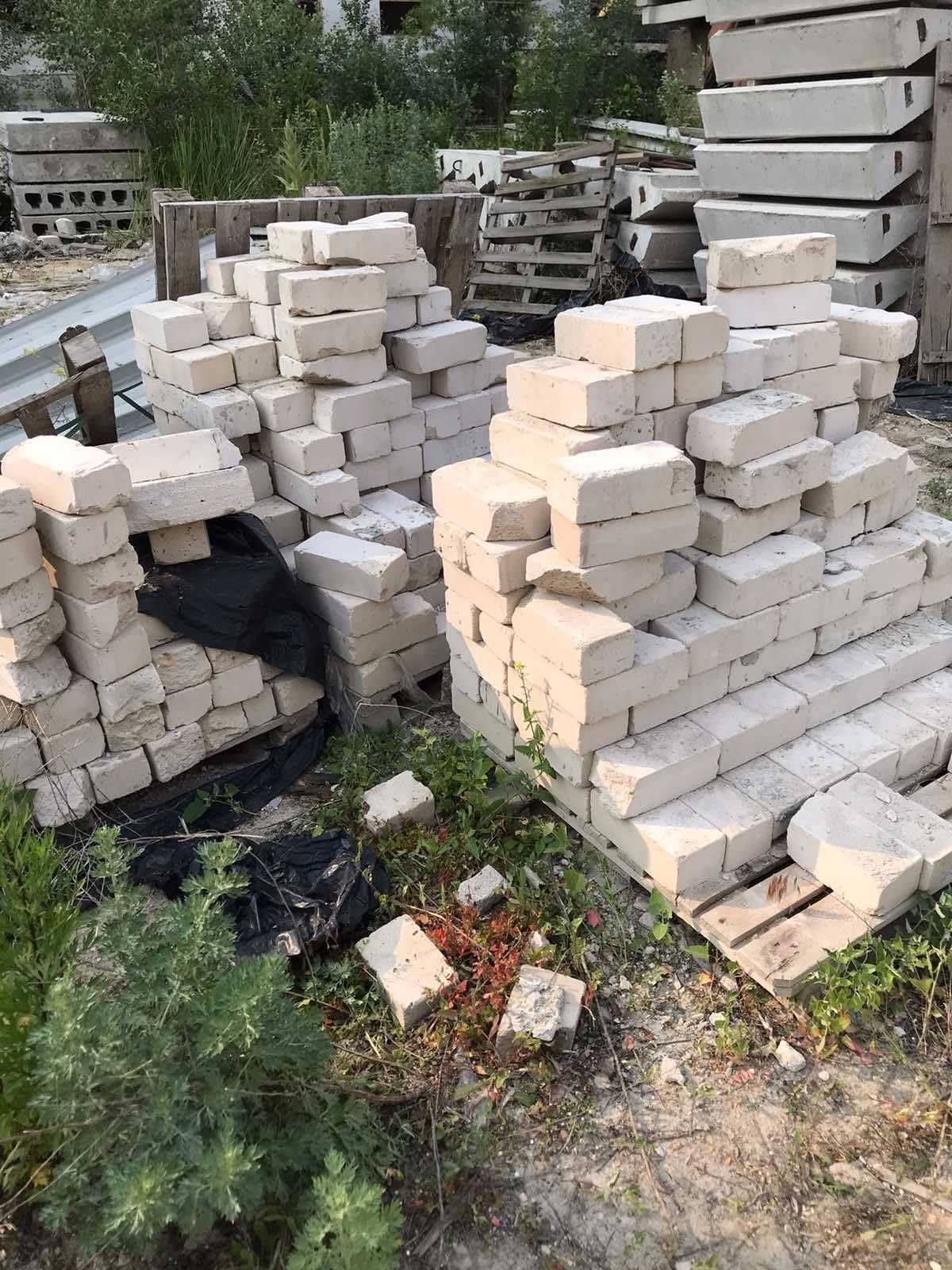 Кирпич силикатный полуторный М-150/ Цегла сілікатна. Б/У