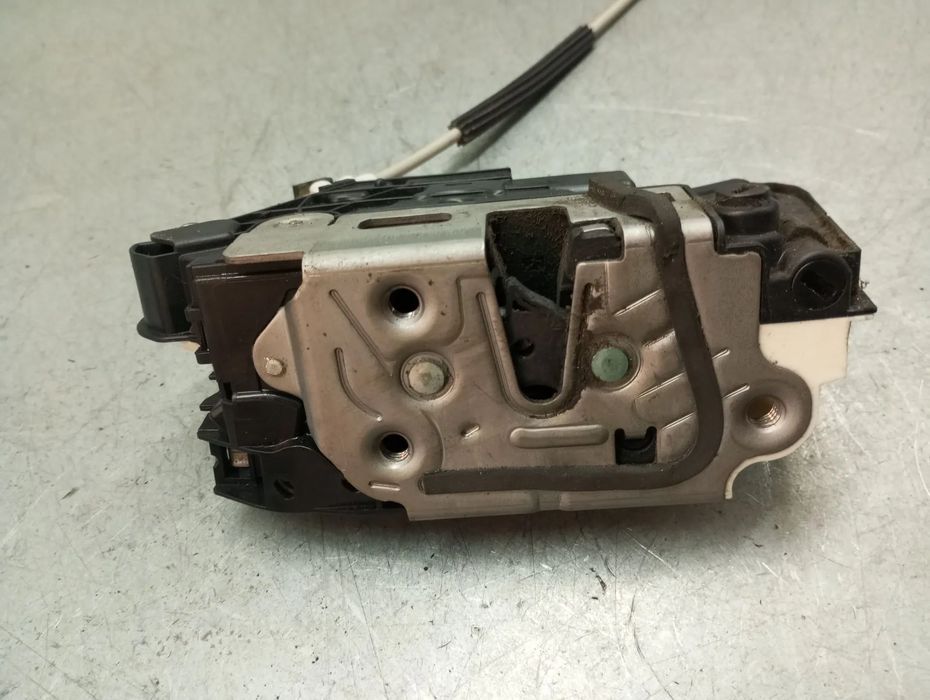Fechadura / fecho porta trás direito SEAT Ibiza IV (6J5, 6P1)