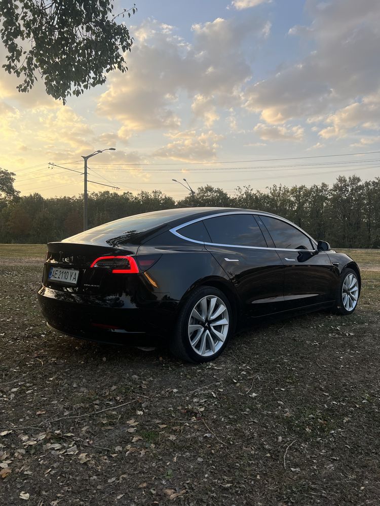 Tesla model 3 dual motor 2019