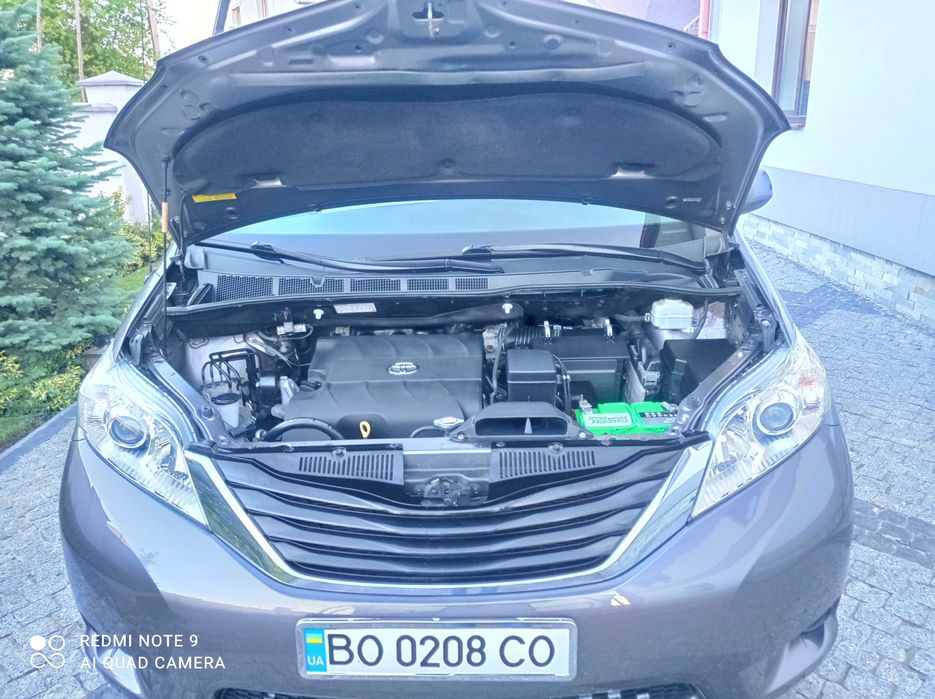 Toyota Sienna 2013 рік, терміново!!!