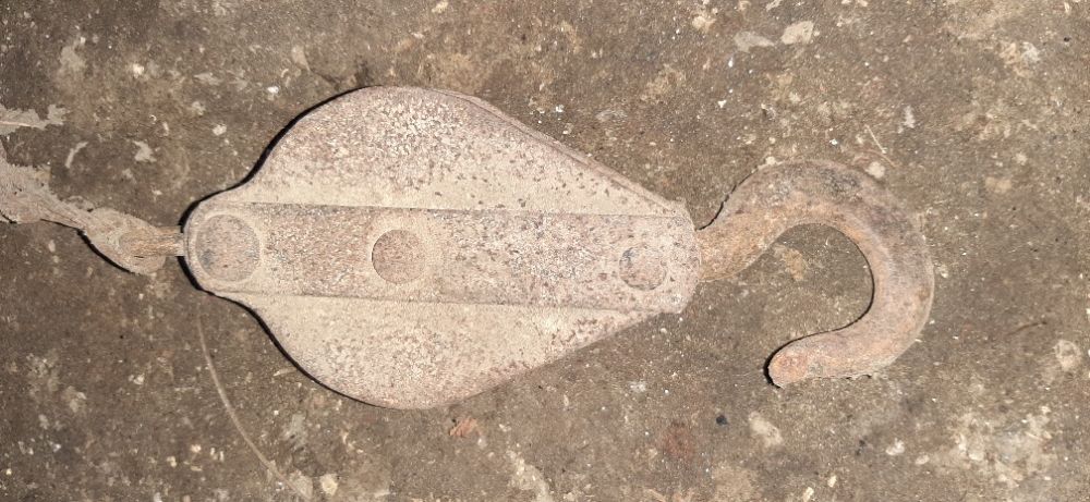 Grandes ferramentas antigas