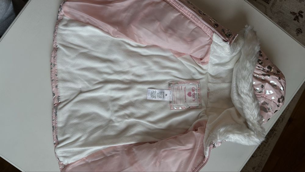 Куртка Carters 3-4р 98-104см Нова