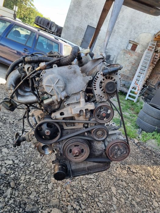 Двигун ніссан хтрейл прімера Т30 QR20DE 2.0бензин