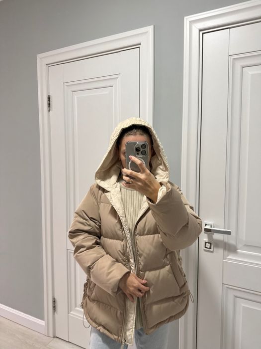 Зимова тепла куртка на пуху