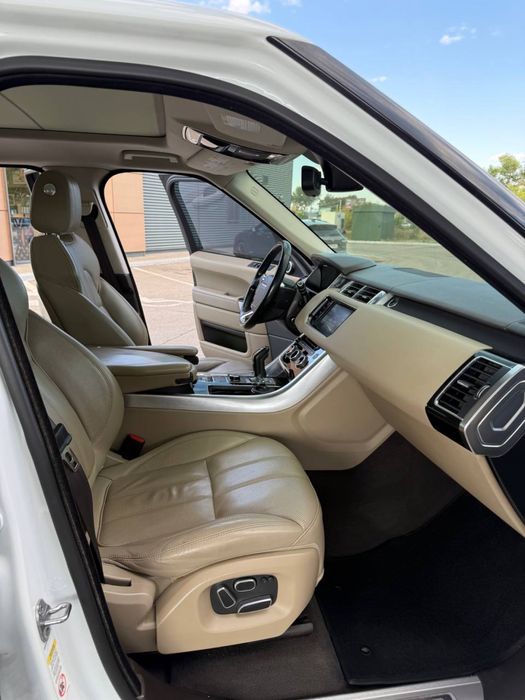 Land Rover Range Rover Sport 2015 года 3.0 бензин