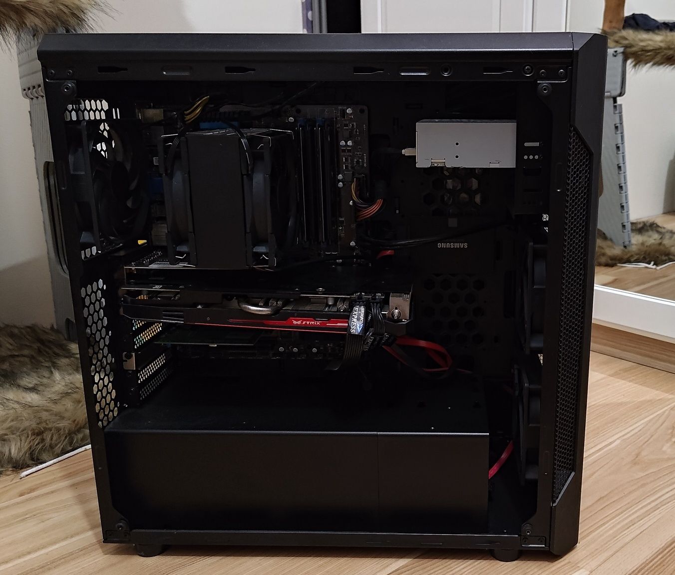 Komputer  Radeon R9 390 / i5-4670K / 16 GB RAM / 2x250GB SSD