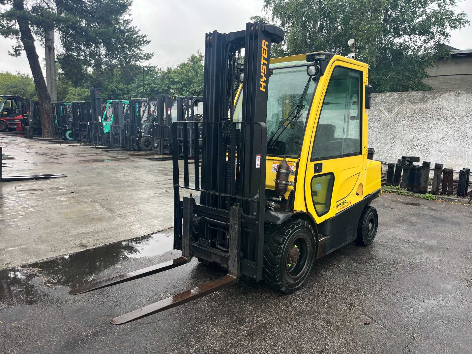 Навантажувач вилковий Hyster H3.5FT дизель