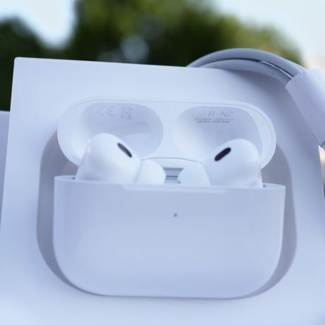 AirPods Pro 2 nowe + etui