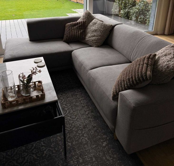 Narożnik używany Classy Sophie z funkcją spania i pojemnikiem