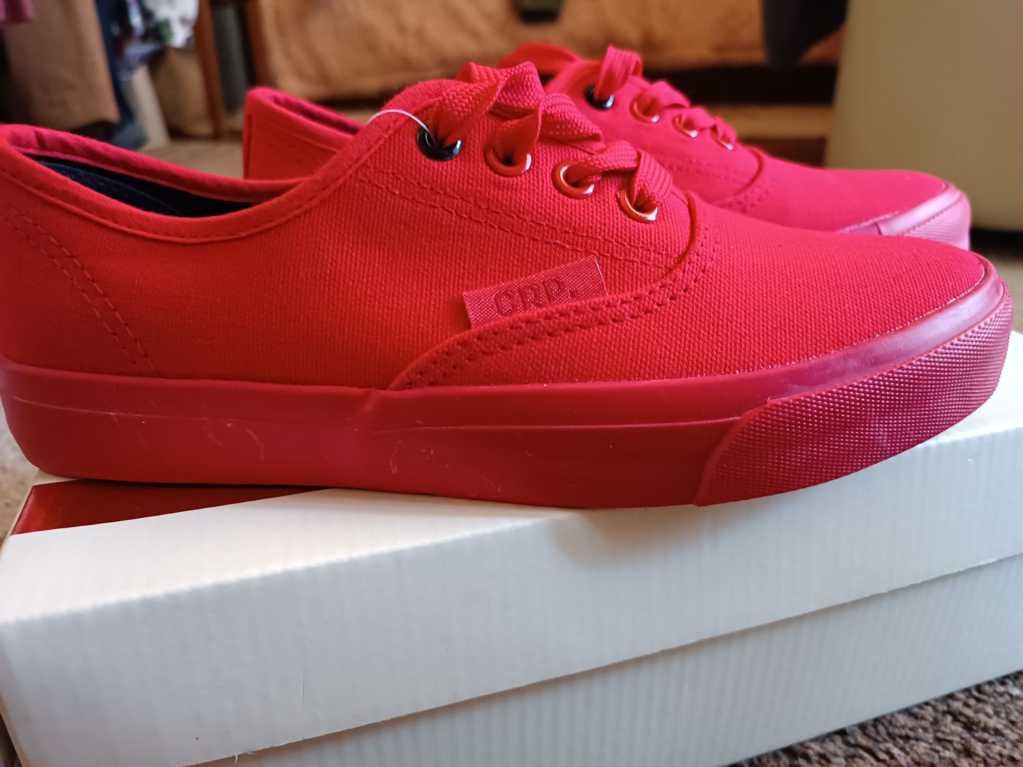 Кеди женские Cropp 37