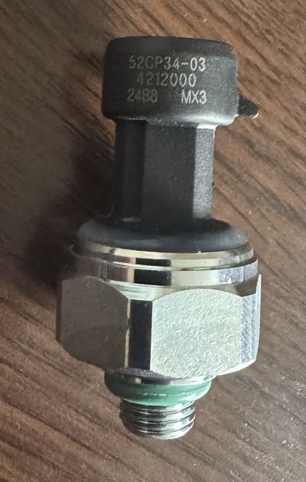 Датчик тиску масла  52CP34-03   4212000