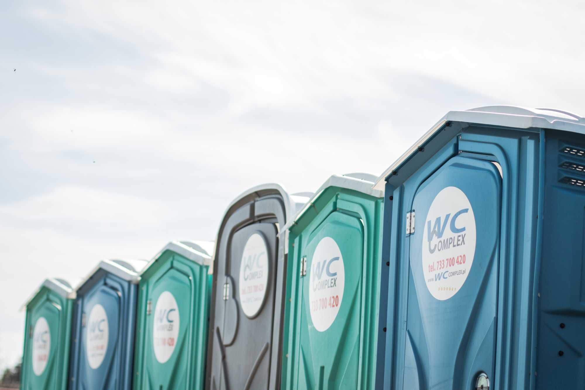 Toaleta przenośna wynajem toalety toalet kabina wc budowa impreza