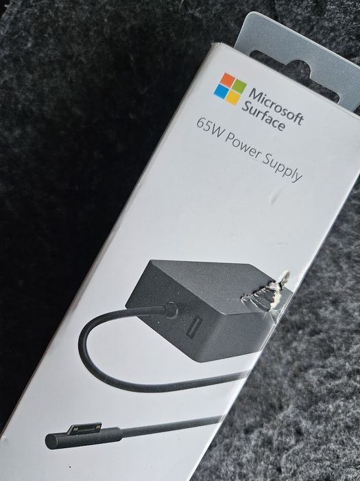 Microsoft Surface 65w - Carregador Modelo 1706.