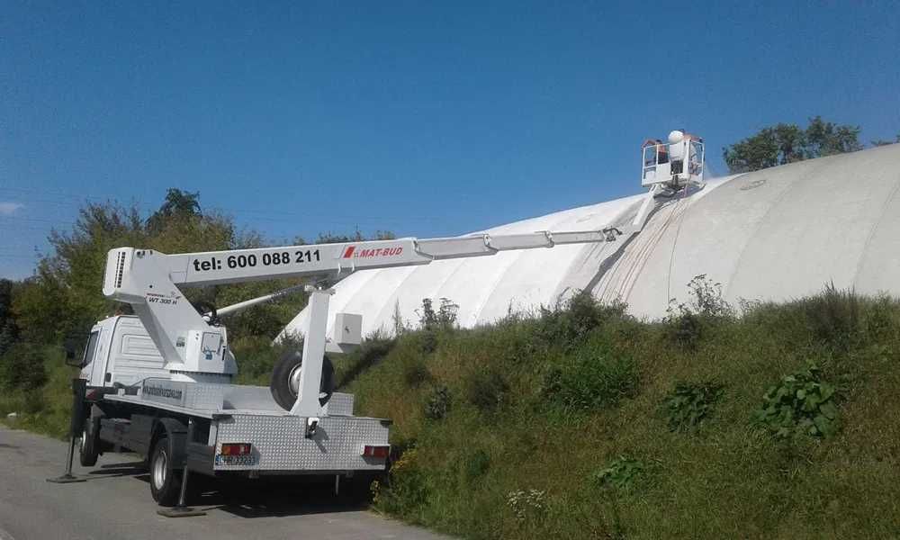 Podnośnik koszowy, zwyżka 20 -30m-usługi i wynajem-Warszawa/wysięgnik