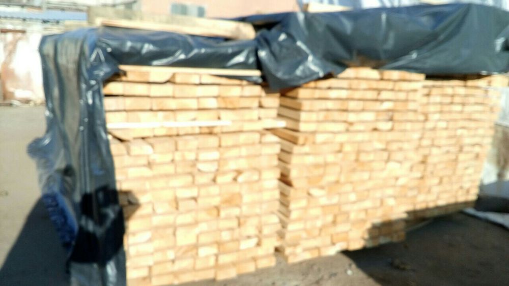 Дошка будівельна