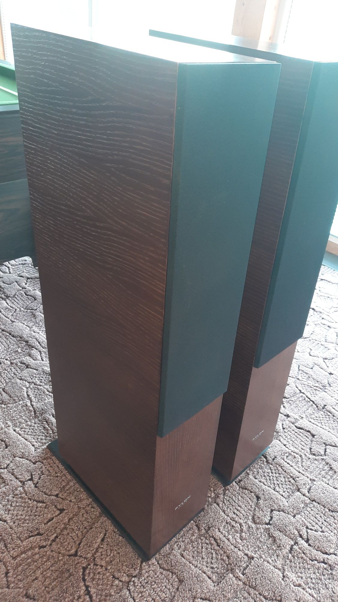 Kolumny Pylon Diamond 28
