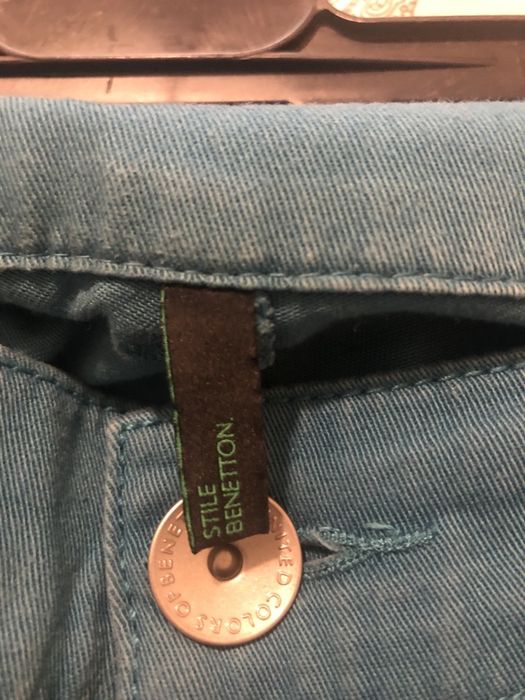 Vendo 2 calças Benetton envio CTT GRÁTIS