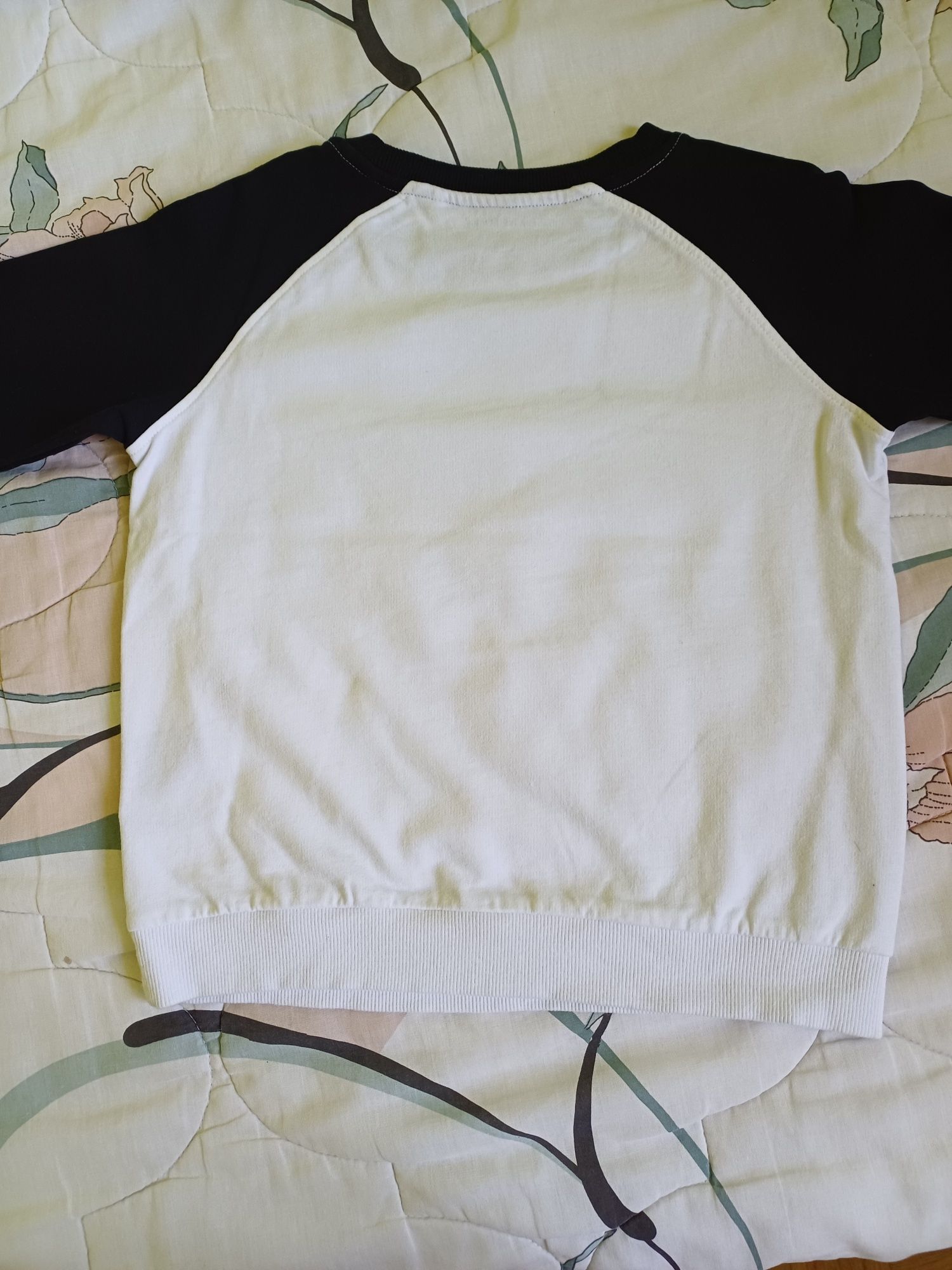 Bluza biało czarna Reerved r.116 nowa