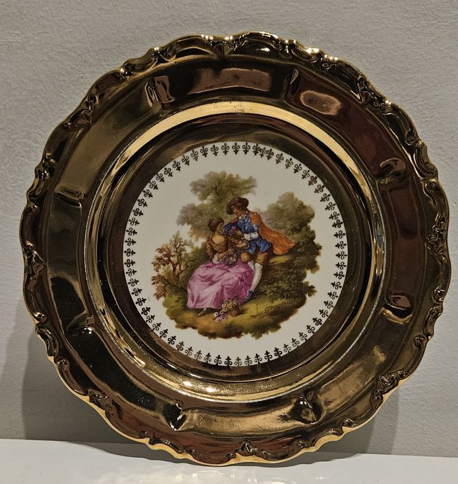 Prato decorativo em porcelana