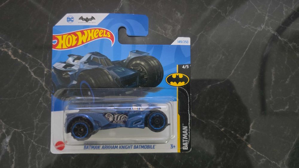 Hot Wheels Batman Arkham Knight BatMobiel Batman 2024