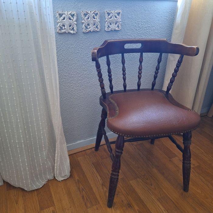 Cadeira antiga oportunidade