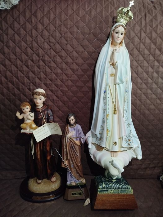 Santos e Nossa Senhora de Fátima