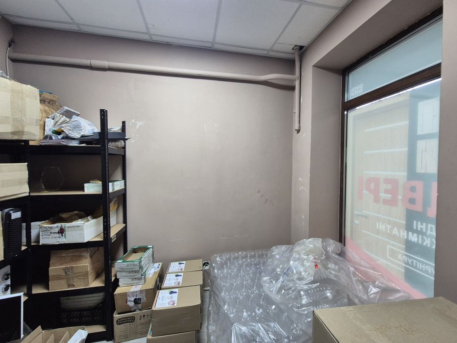 Оренда Фасад 50квм пр-т Повітряних Сил 43