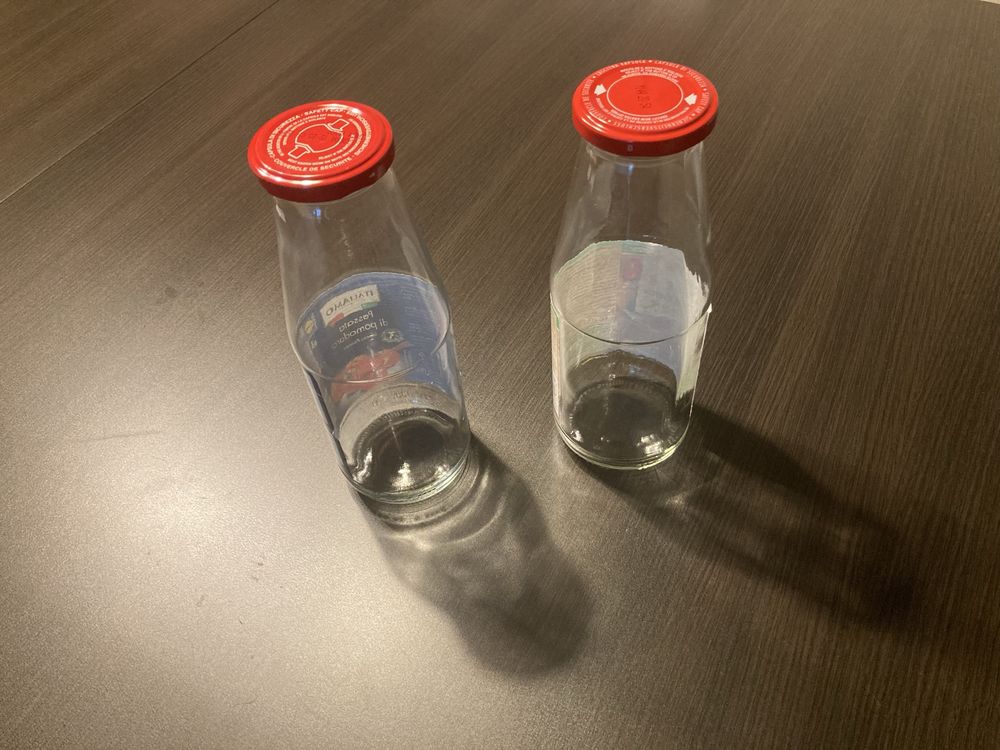 Szklane butelki/słoiki z zakrętkami 2zł/1szt