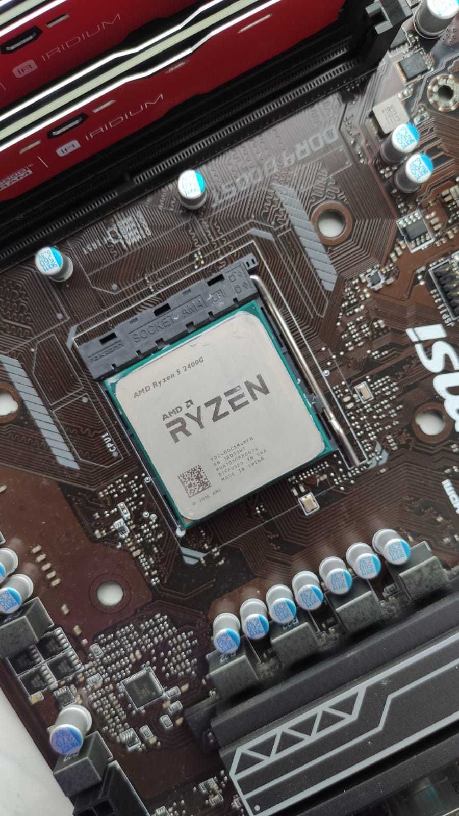 PROCESOR AMD RYZEN 5 2400G 3,6 GHz 4 rdzenie Vega 11