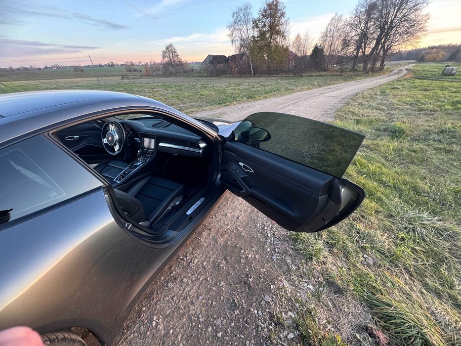 Porsche 911 Carrera S 2013r. 3.4  - 350KM •	Przebieg  78295 km
