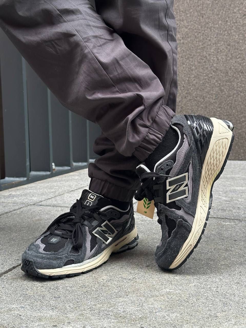 Buty New Balance 1906D Protection Pack Black Beige roz 40-45!