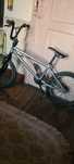 Vendo 2 BMX para desocupar espaço
